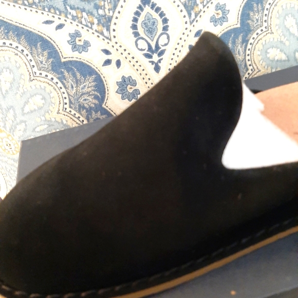 Splendid Black Mule Slide in Black Suede, Size 11 - Picture 5 of 12